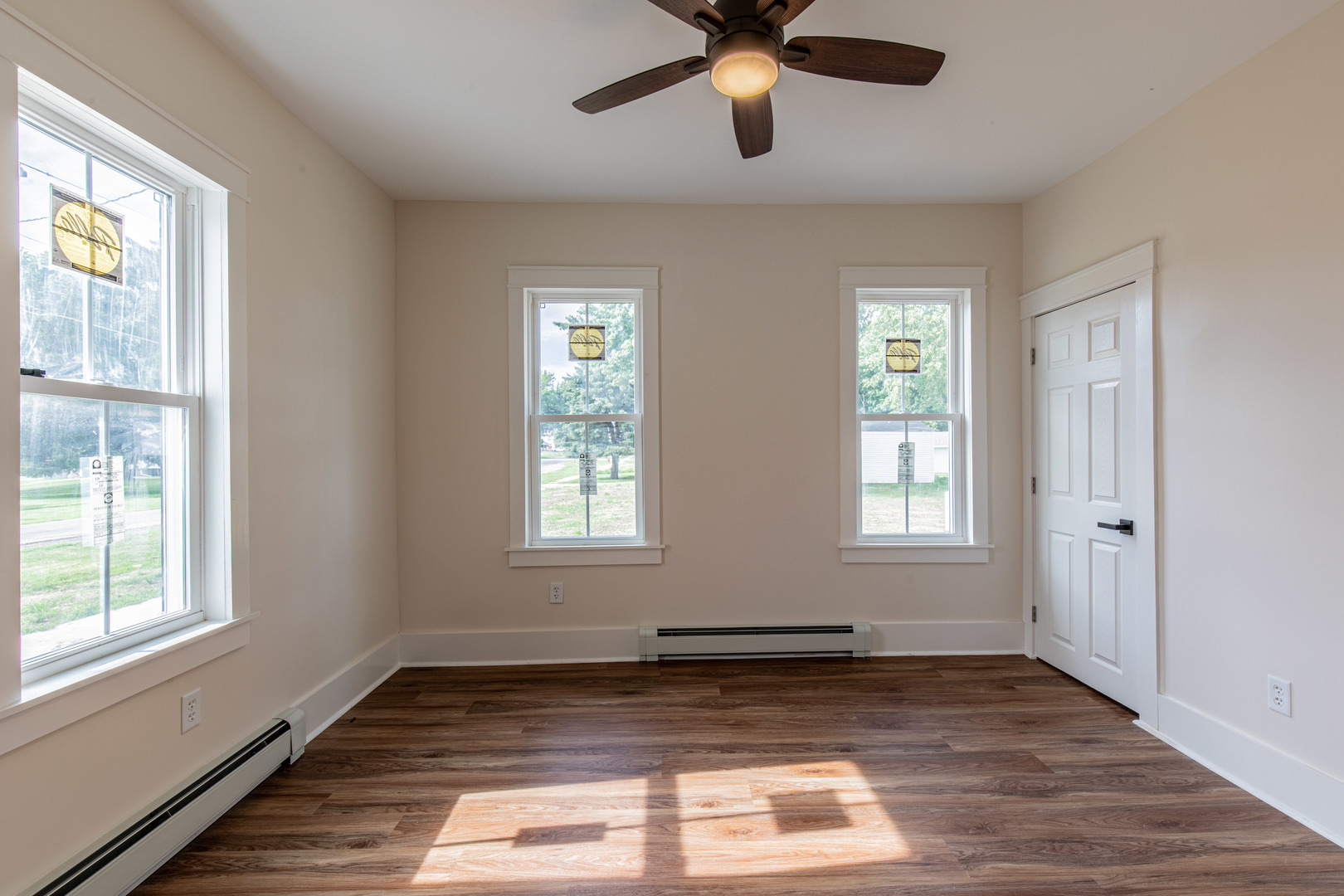 202 E Walnut Street, Sheffield, IL 61361