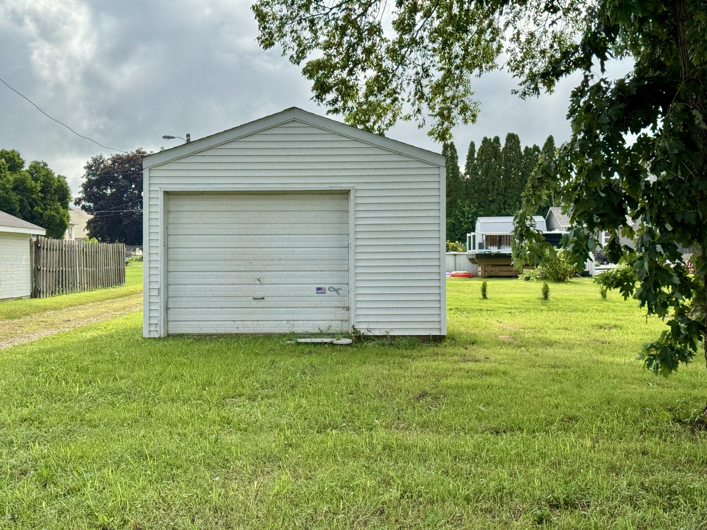202 E Walnut Street, Sheffield, IL 61361