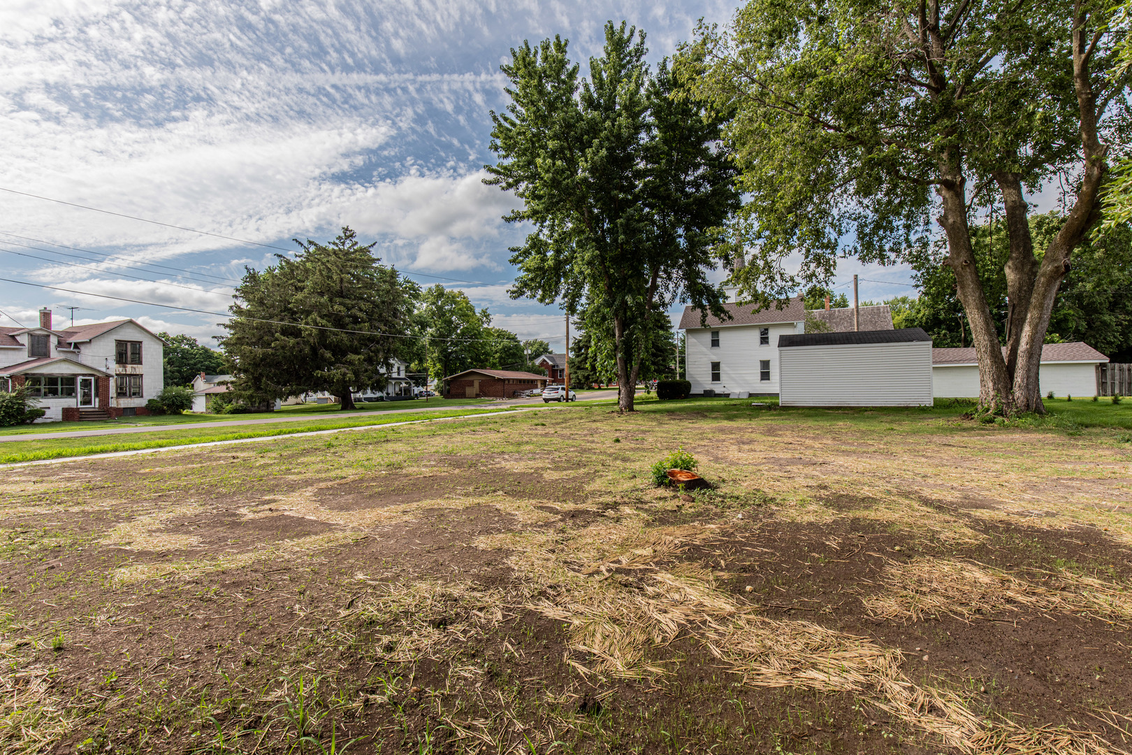 202 E Walnut Street, Sheffield, IL 61361
