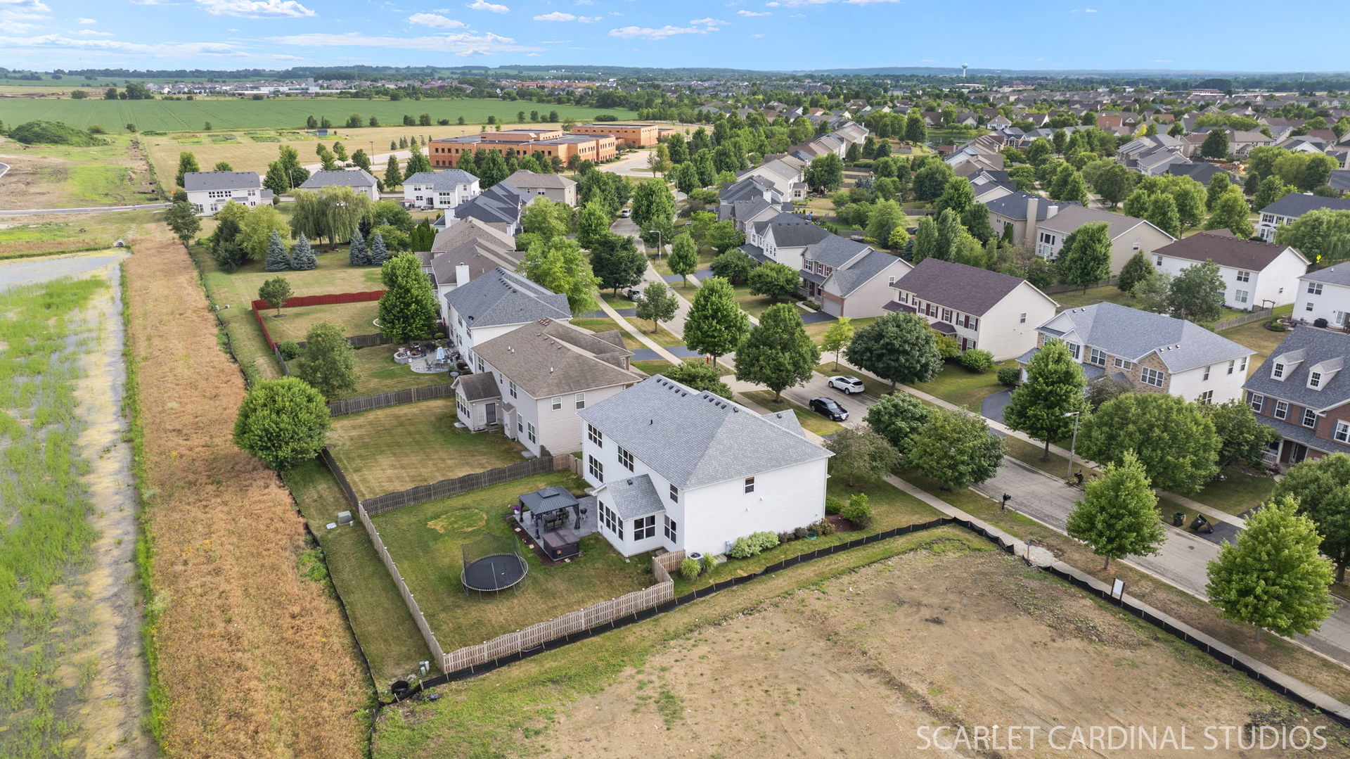 854 Preston Lane, Oswego, IL 60543