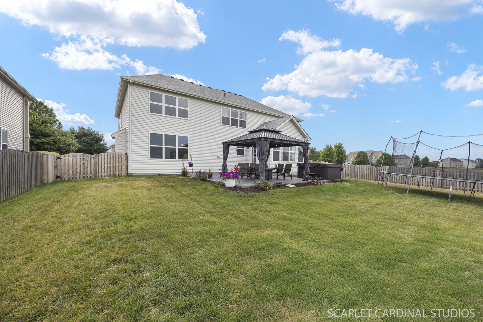 854 Preston Lane, Oswego, IL 60543