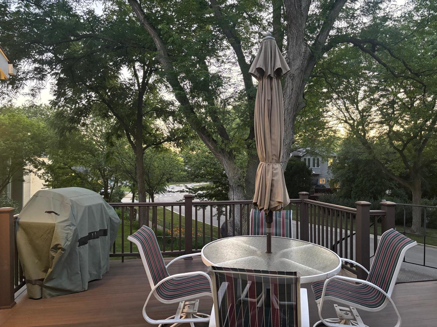 101 Croftwood Court, Rolling Meadows, IL 60008