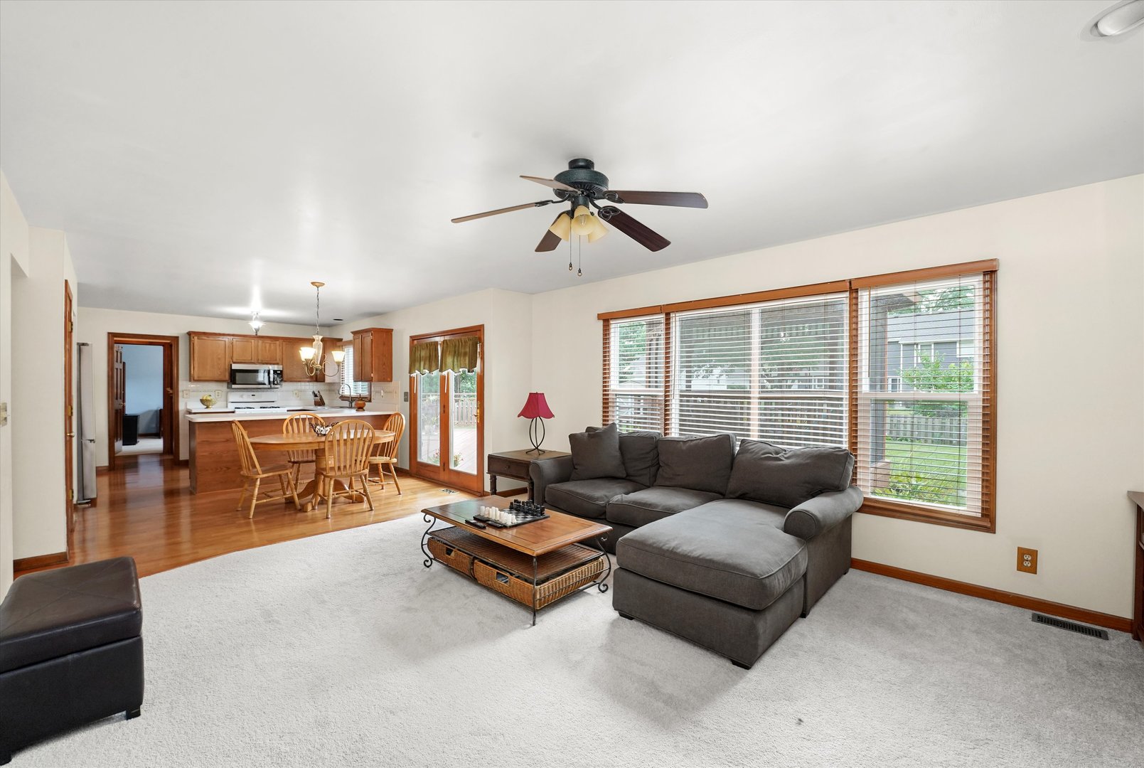 722 Maves Drive, Batavia, IL 60510
