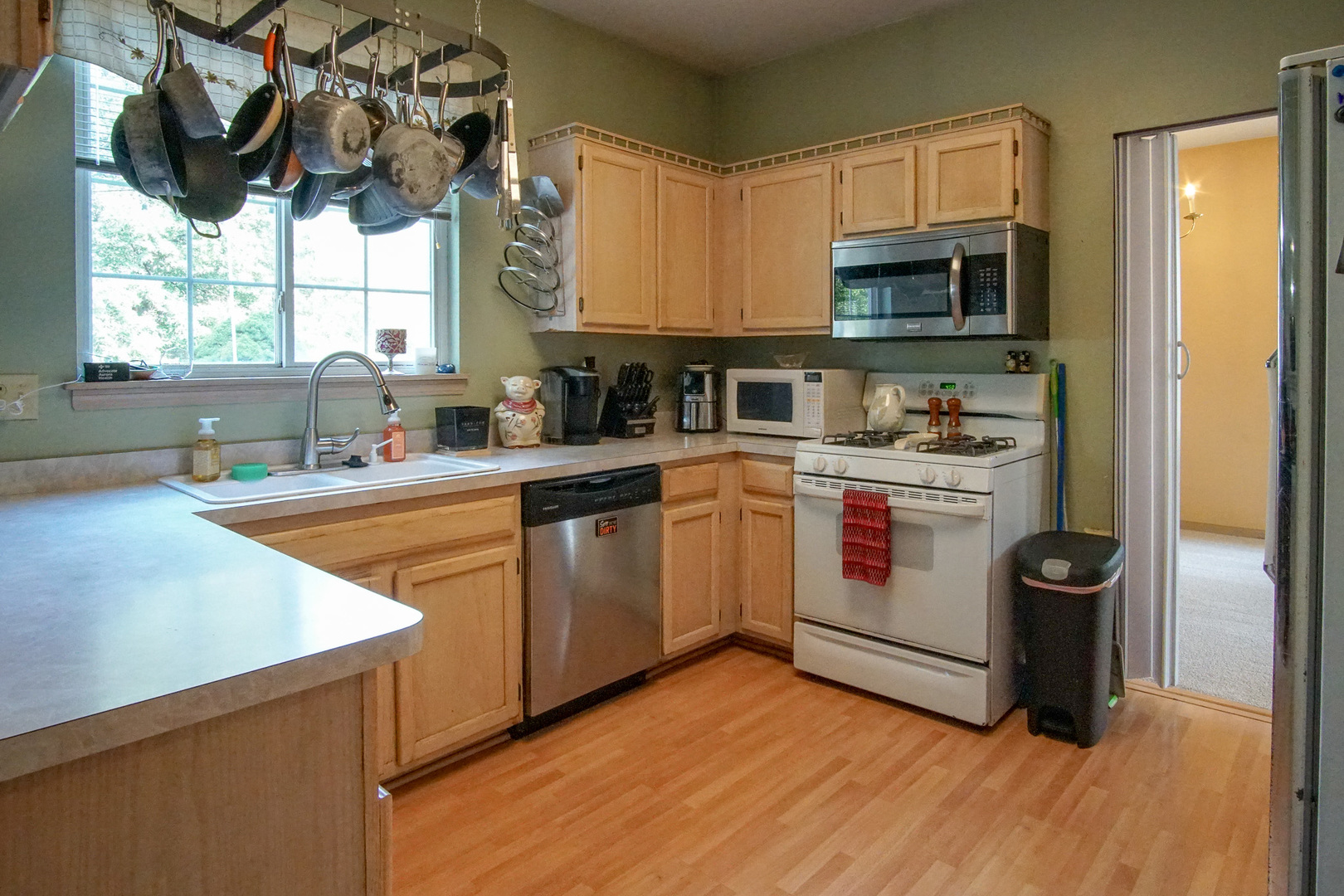 1961 Edinburgh Lane, Aurora, IL 60504