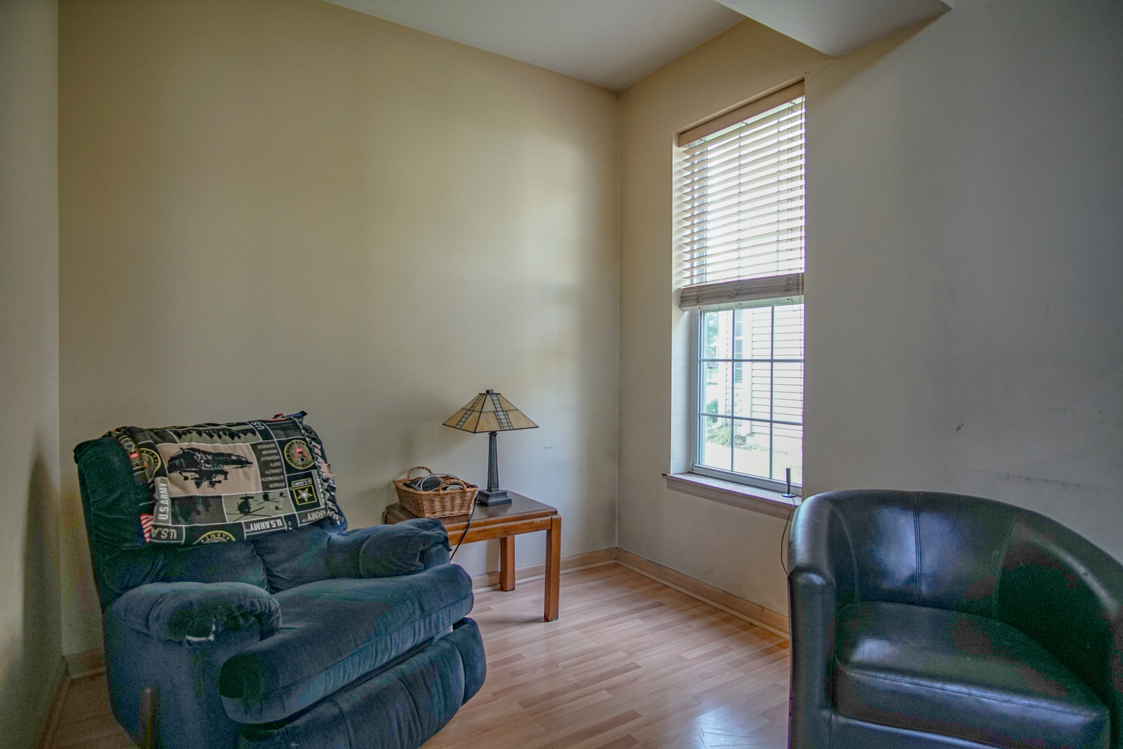 1961 Edinburgh Lane, Aurora, IL 60504