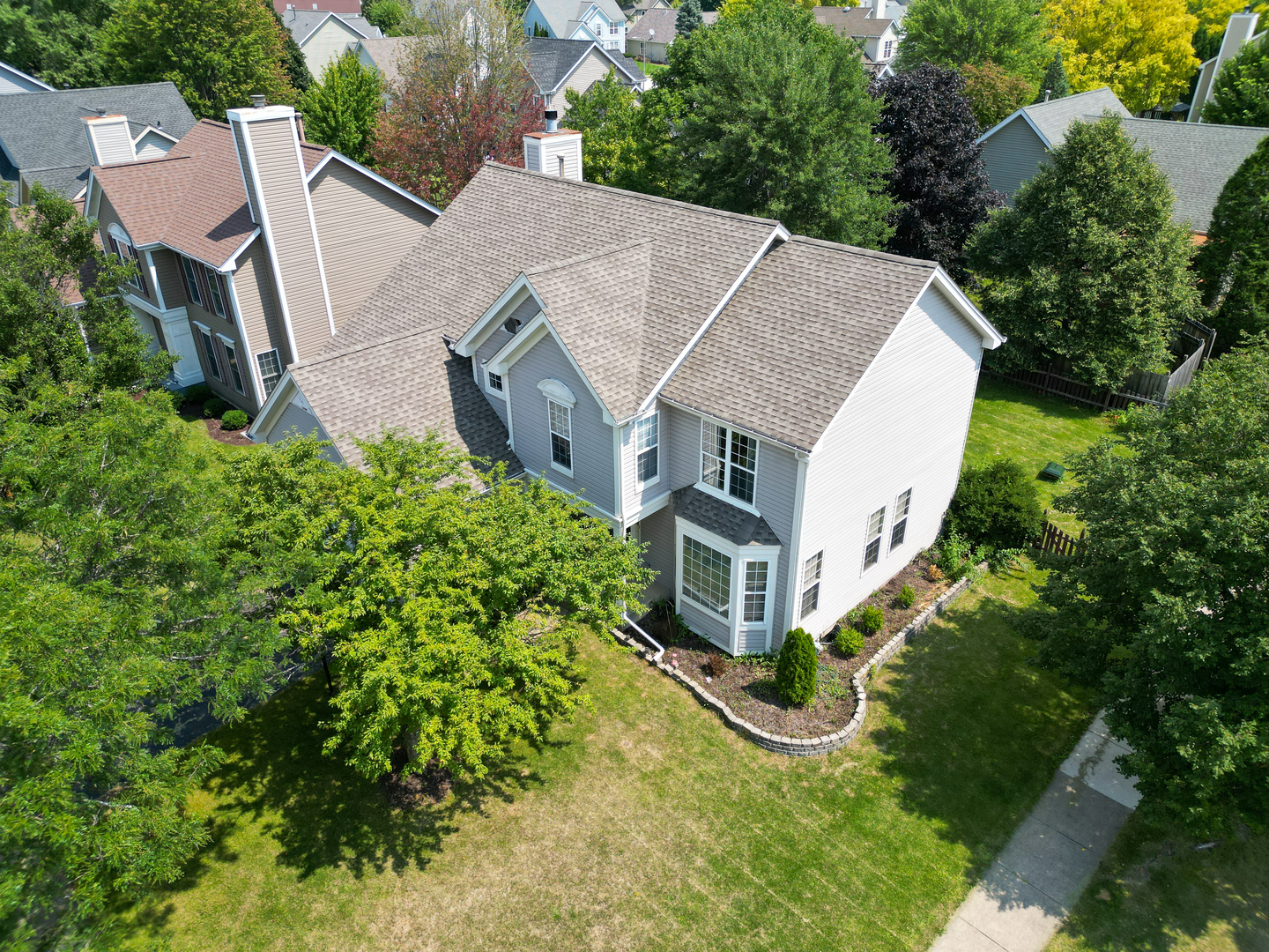 1961 Edinburgh Lane, Aurora, IL 60504
