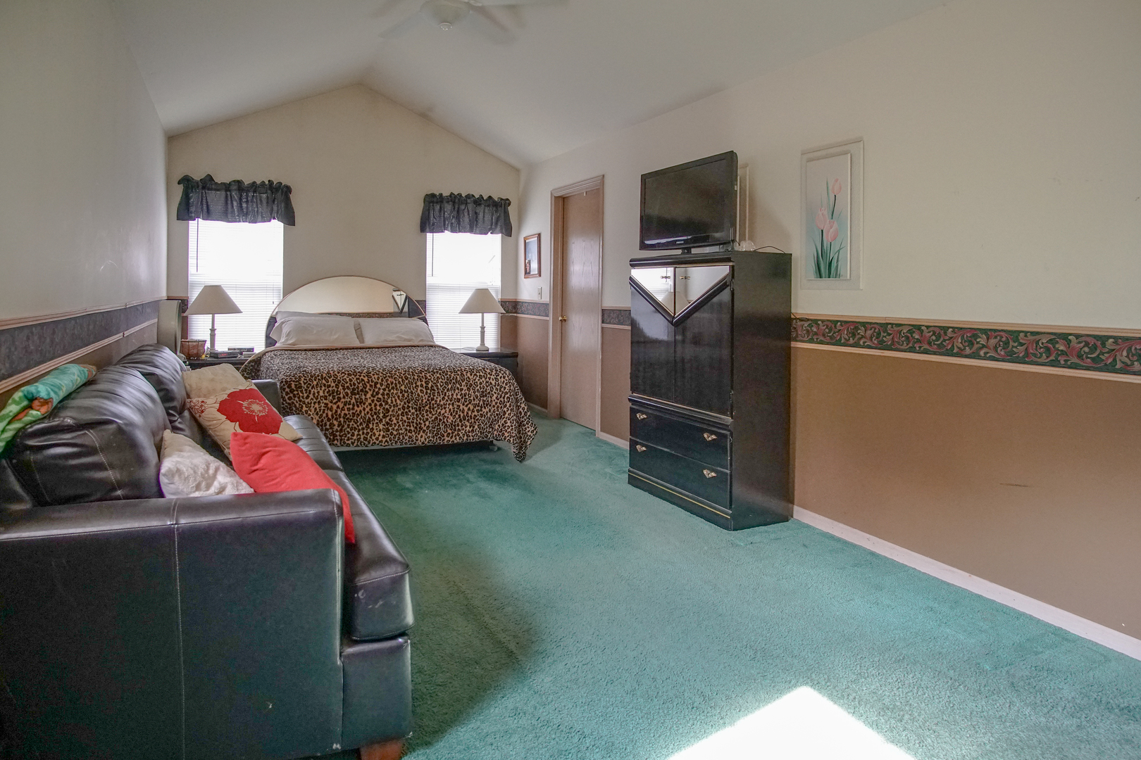 1961 Edinburgh Lane, Aurora, IL 60504
