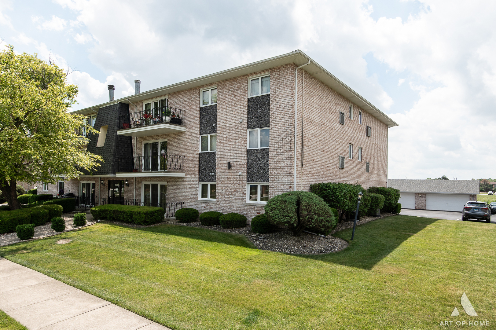 7405 Tiffany Drive #3SE, Orland Park, IL 60462