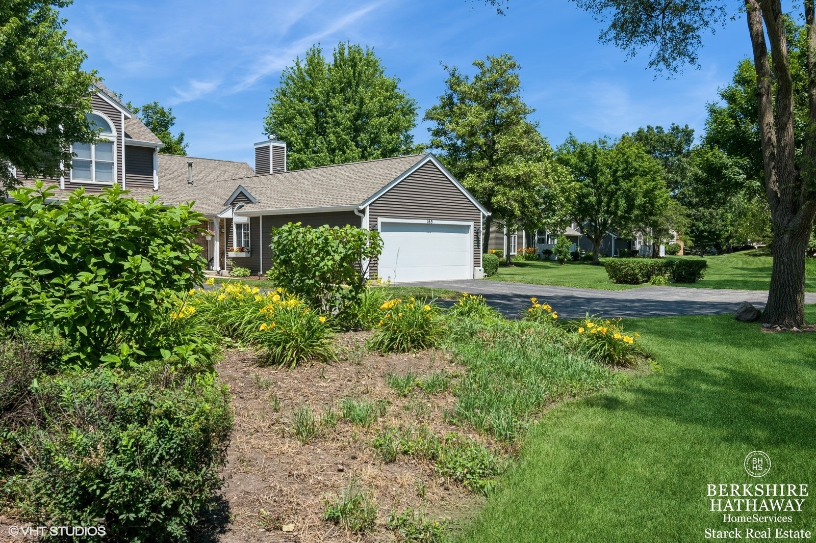 165 E Raleigh Court, Bloomingdale, IL 60108