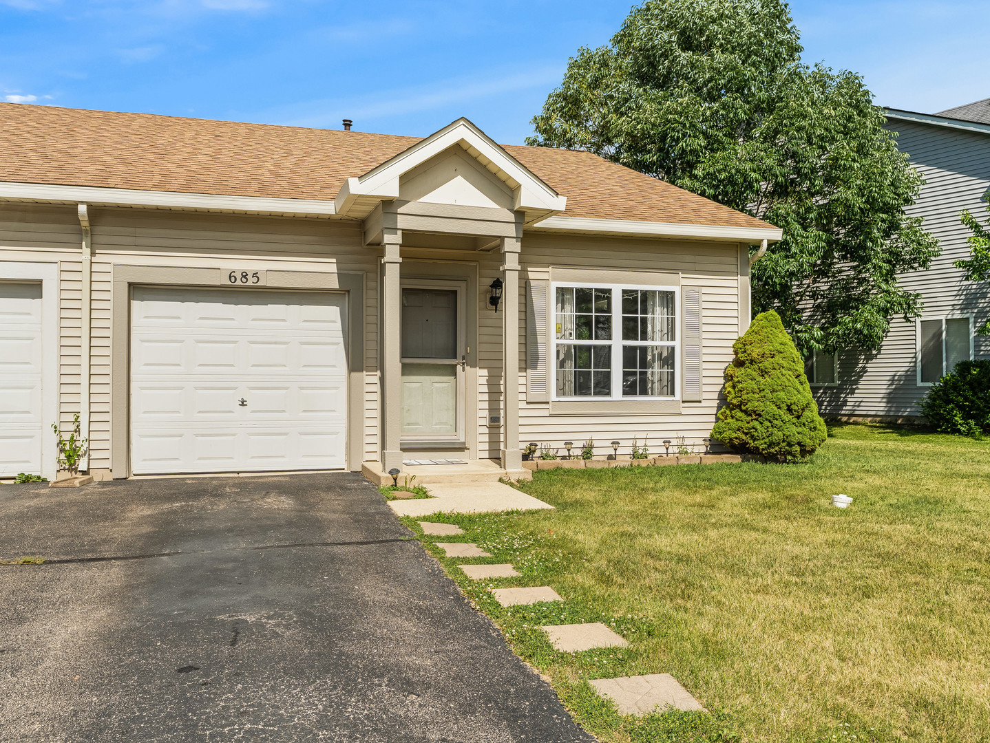 685 Zachary Drive, Romeoville, IL 60446
