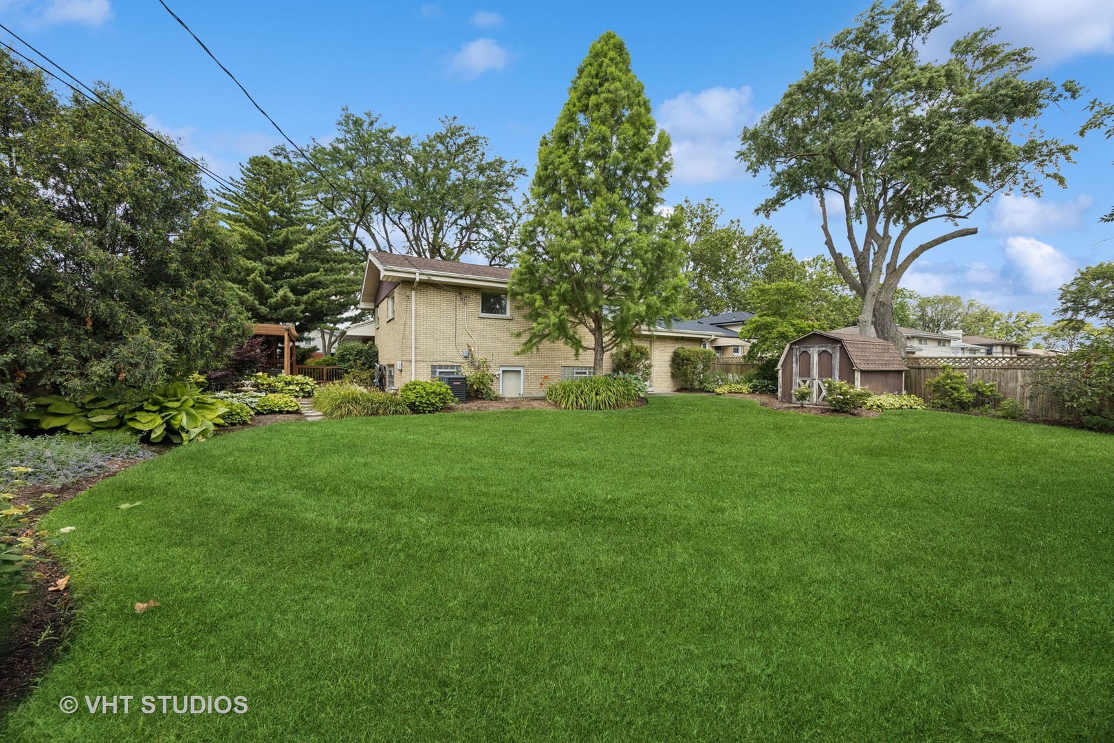 5771 Longview Drive, Countryside, IL 60525