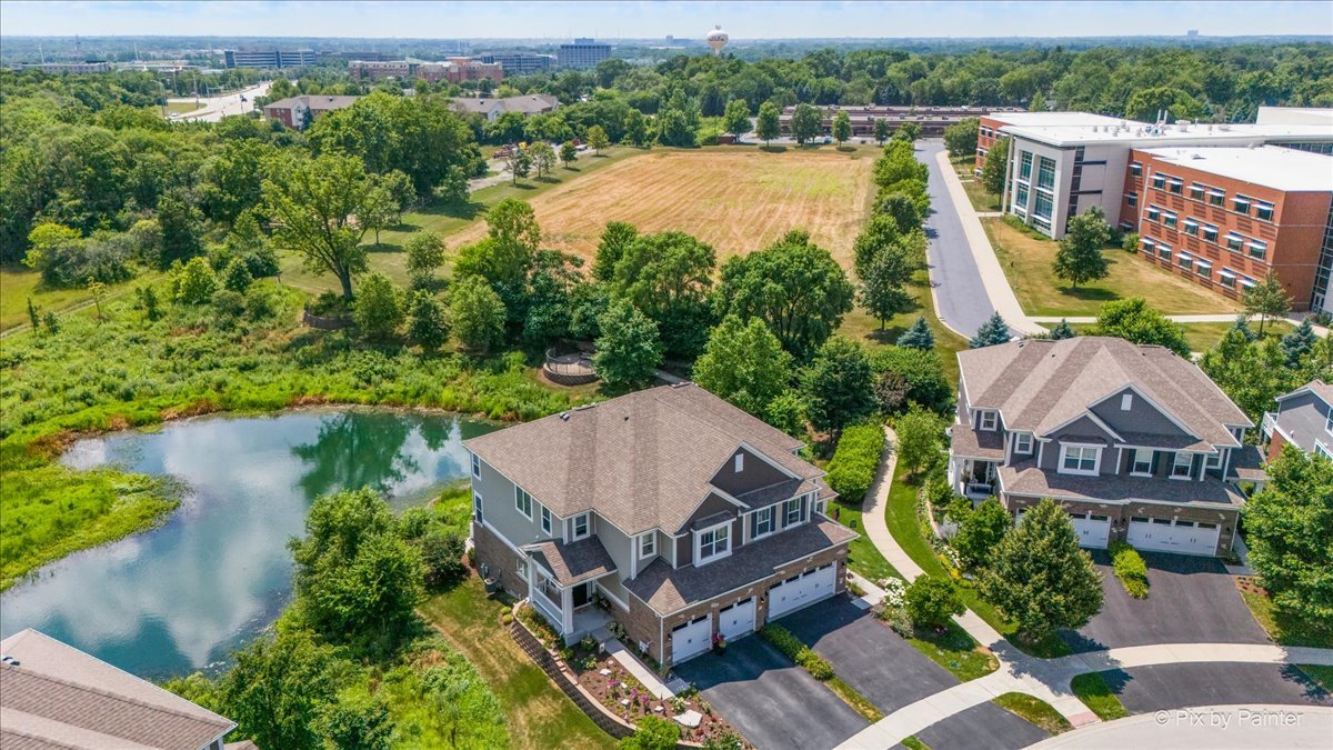 27W189 Breme Drive, Warrenville, IL 60555