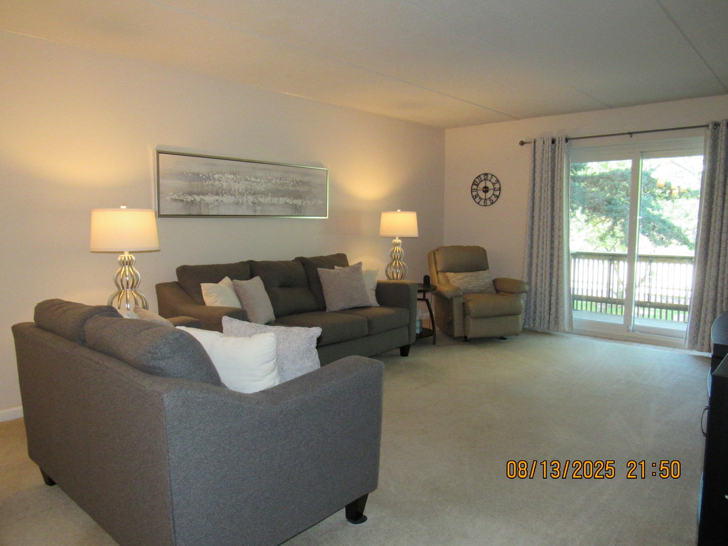 505 Redondo Drive #212, Downers Grove, IL 60516