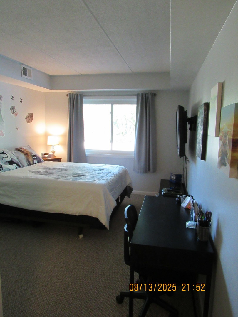 505 Redondo Drive #212, Downers Grove, IL 60516