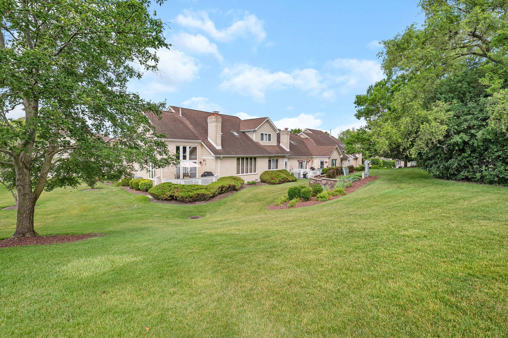 16813 Cardinal Drive, Orland Park, IL 60467