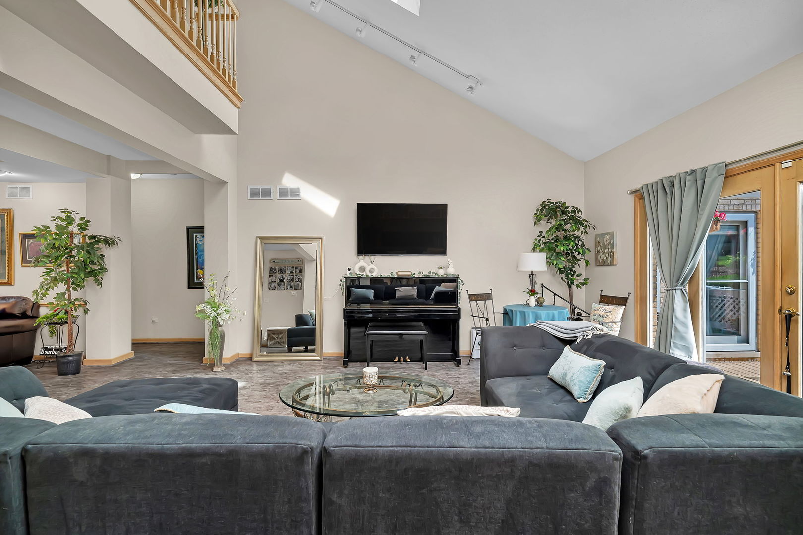 16813 Cardinal Drive, Orland Park, IL 60467
