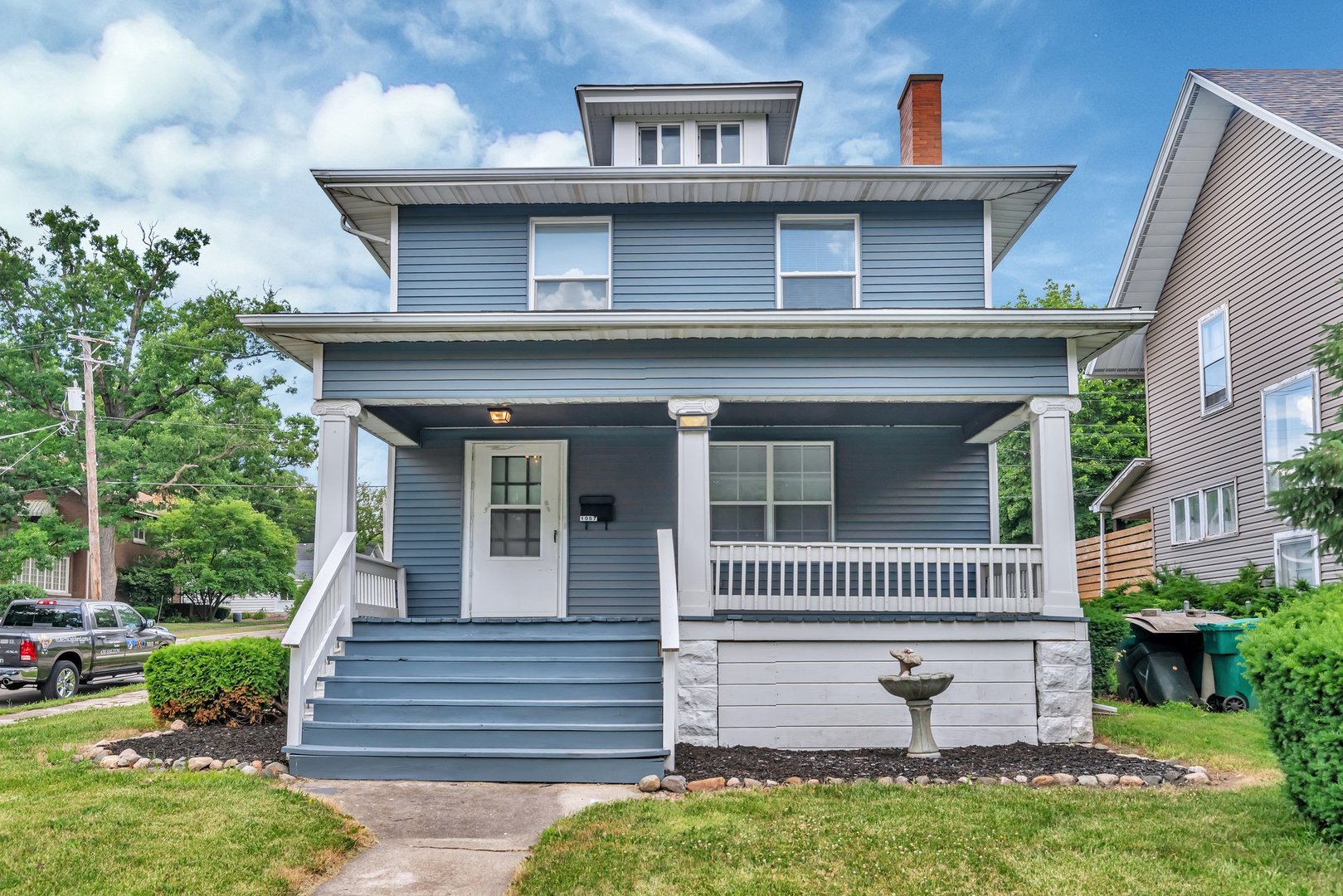 1057 W Park Front Street, Joliet, IL 60436