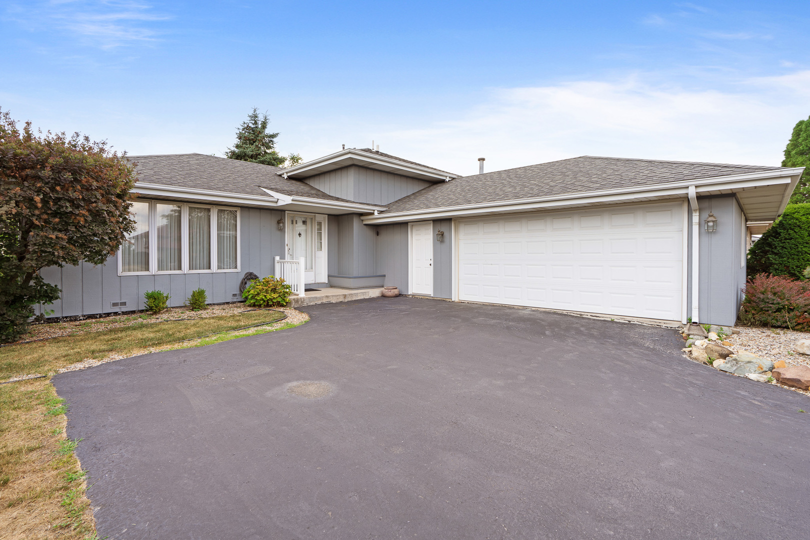 20144 Driftwood Avenue, Lynwood, IL 60411