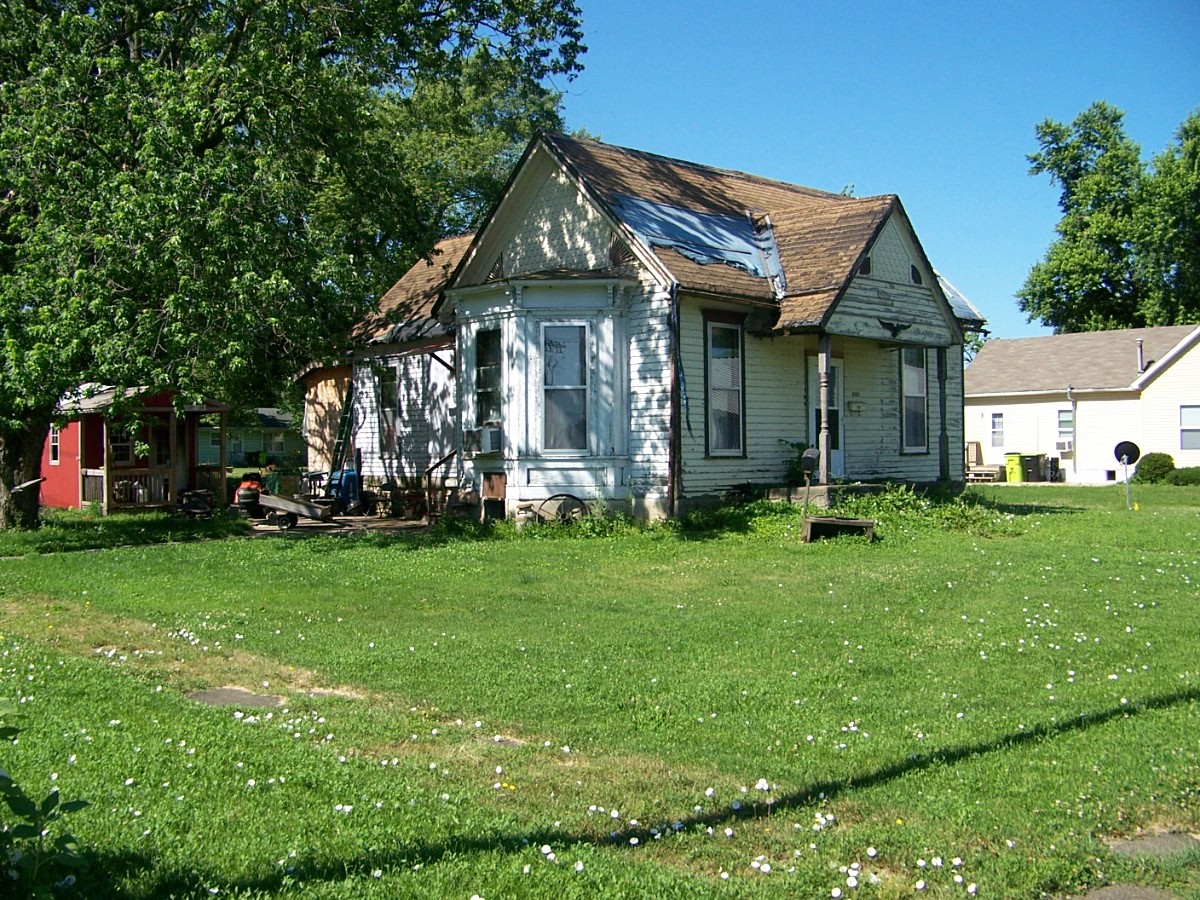 401 W Walnut Street, Fairbury, IL 61739