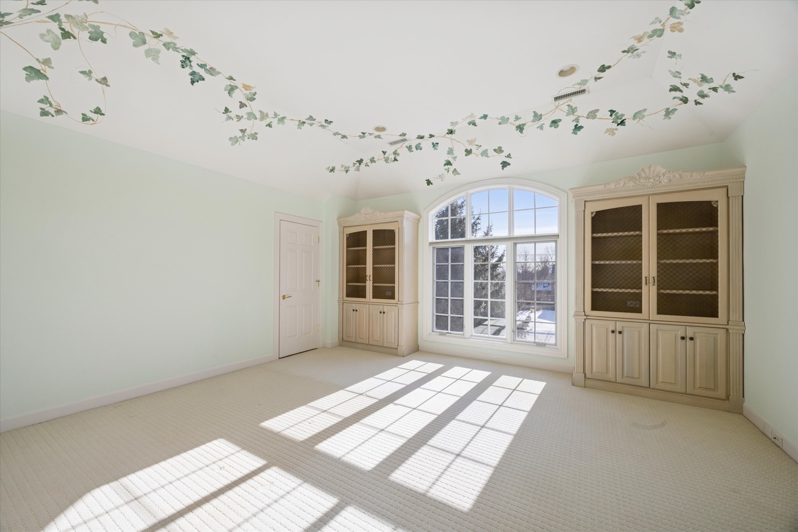 15W260 62nd Street, Burr Ridge, IL 60527