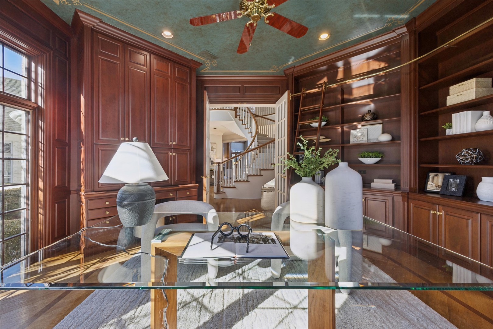 15W260 62nd Street, Burr Ridge, IL 60527