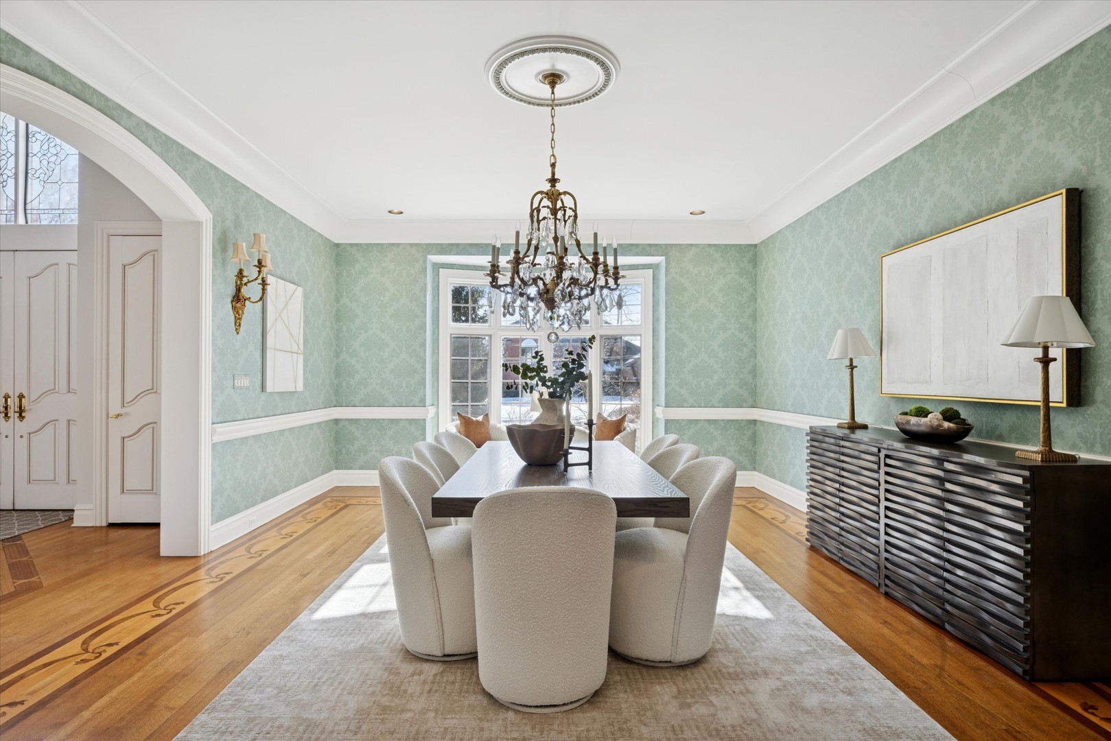 15W260 62nd Street, Burr Ridge, IL 60527