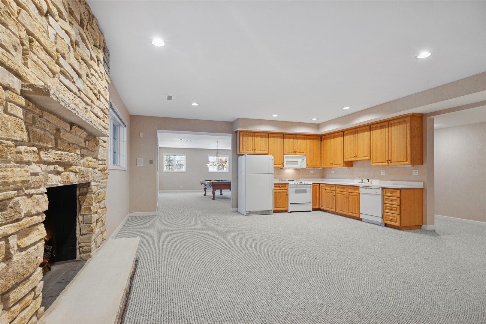 15W260 62nd Street, Burr Ridge, IL 60527