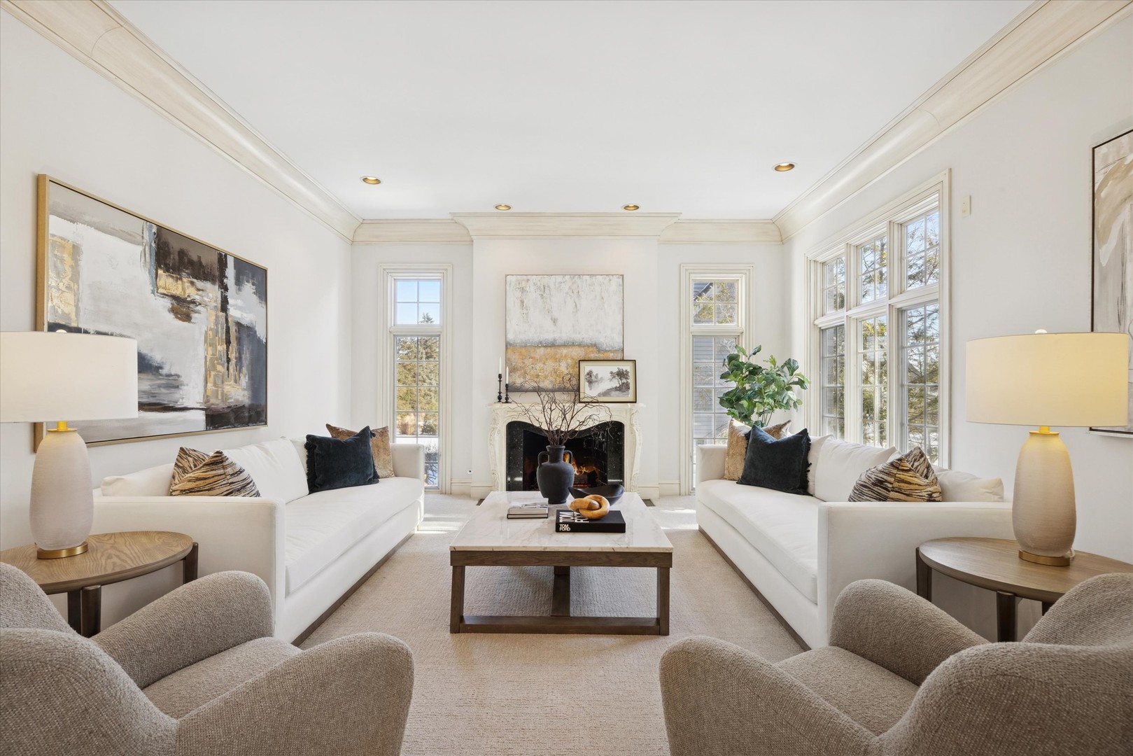 15W260 62nd Street, Burr Ridge, IL 60527