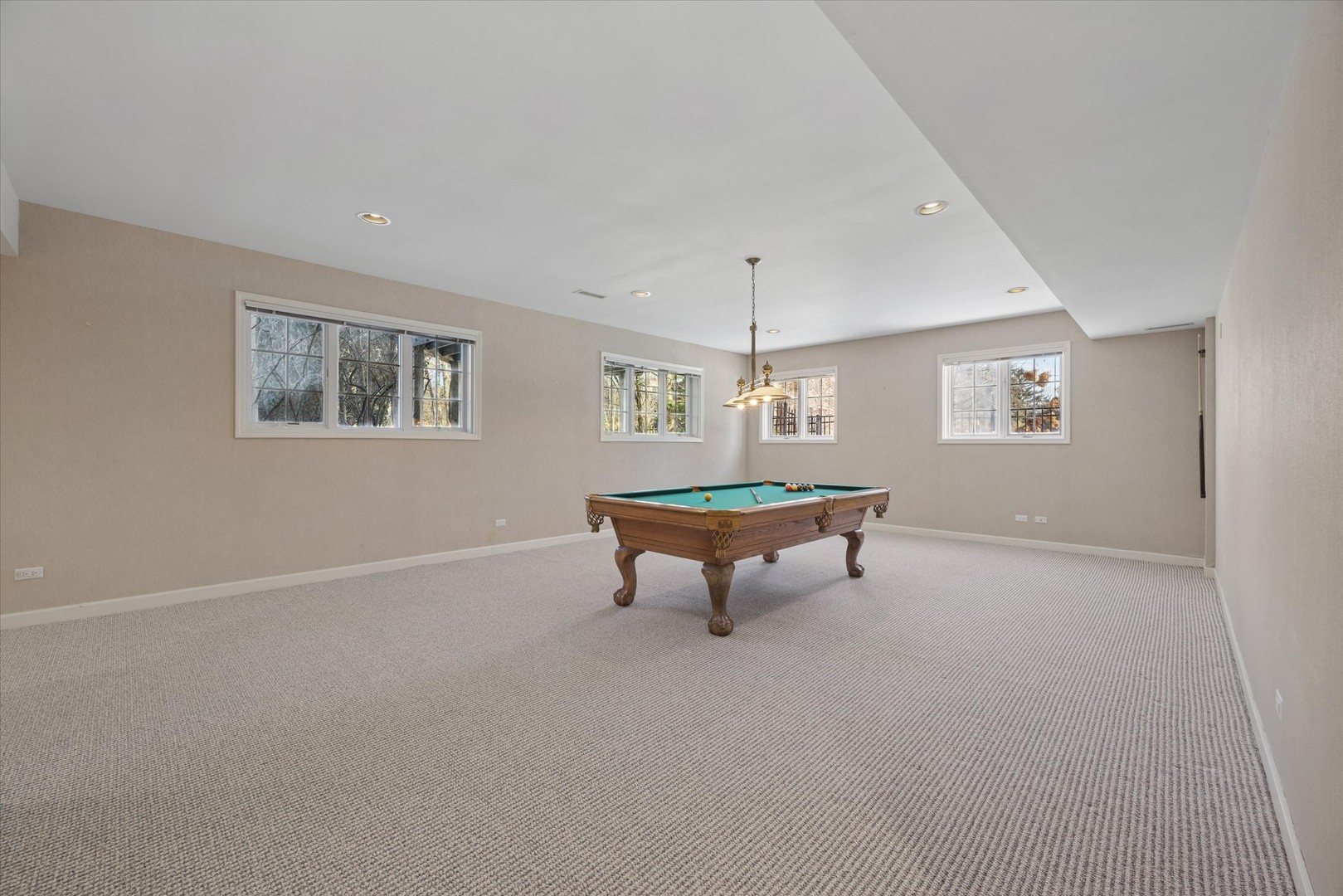 15W260 62nd Street, Burr Ridge, IL 60527