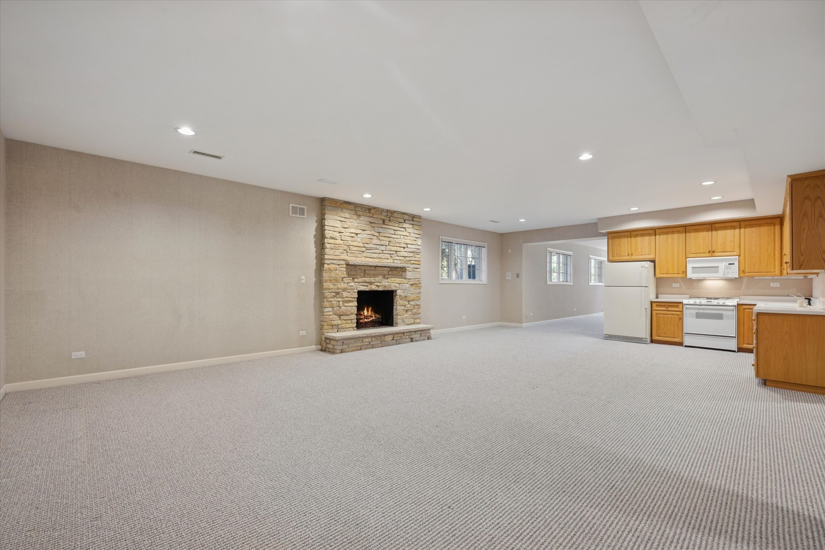 15W260 62nd Street, Burr Ridge, IL 60527