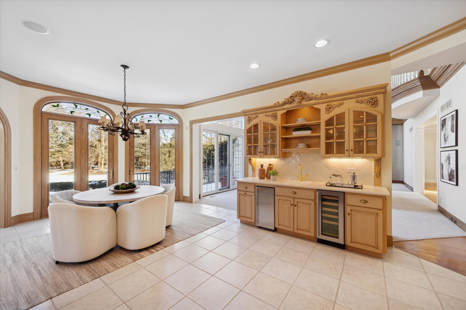 15W260 62nd Street, Burr Ridge, IL 60527