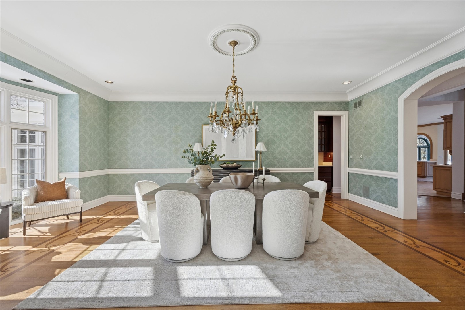 15W260 62nd Street, Burr Ridge, IL 60527