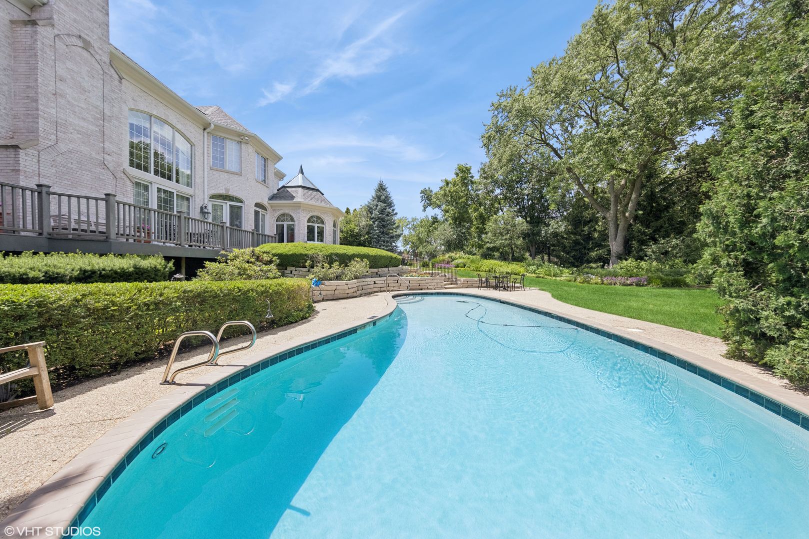 15W260 62nd Street, Burr Ridge, IL 60527