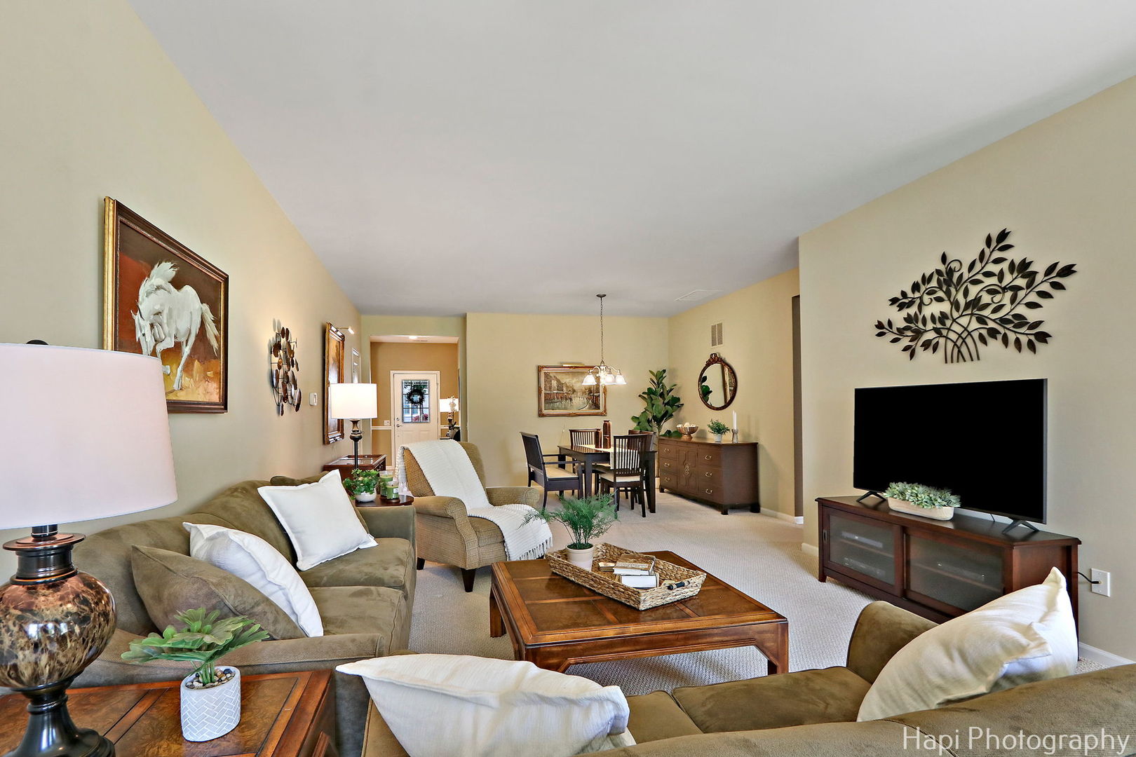 2942 Ravinia Circle, Mundelein, IL 60060