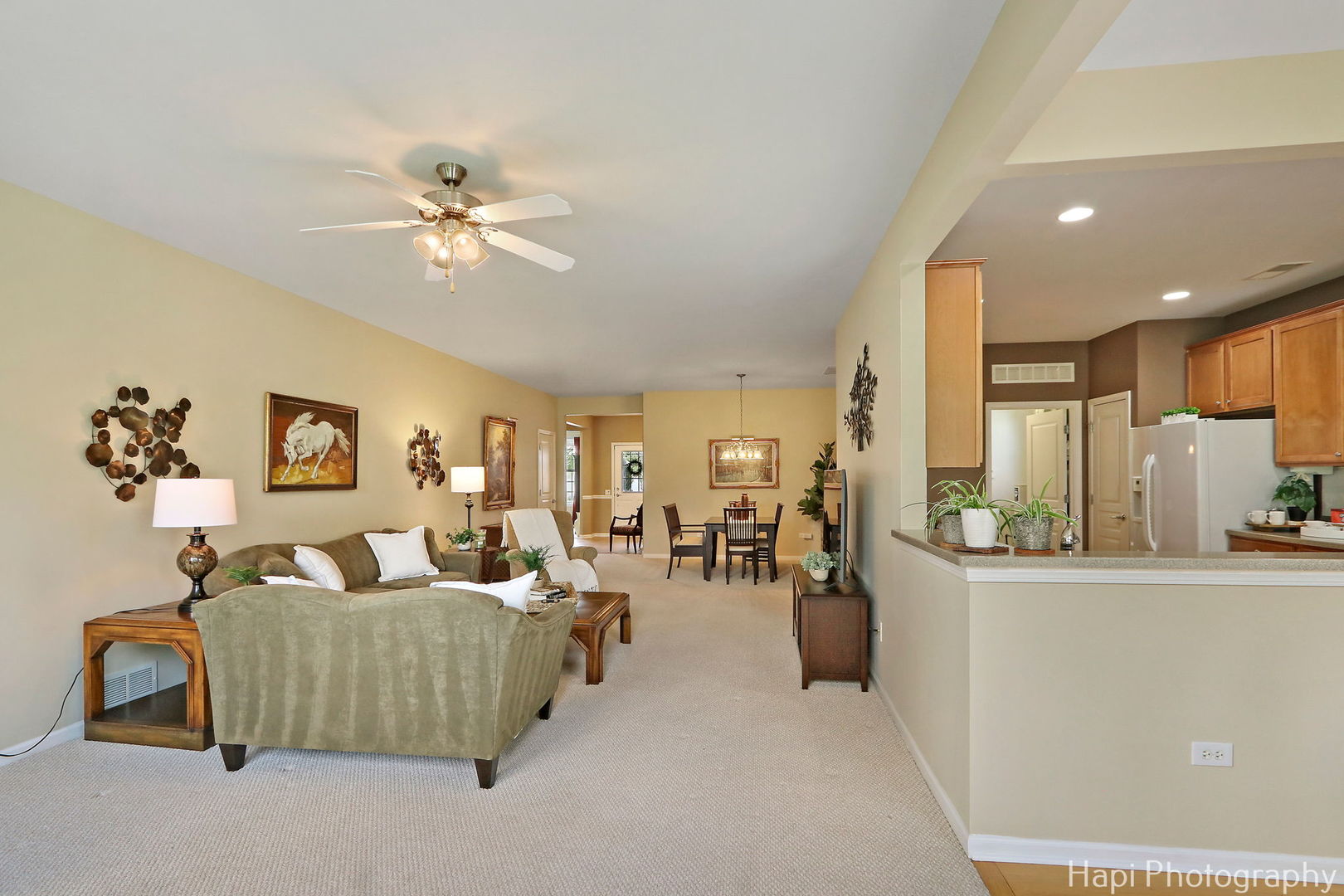 2942 Ravinia Circle, Mundelein, IL 60060