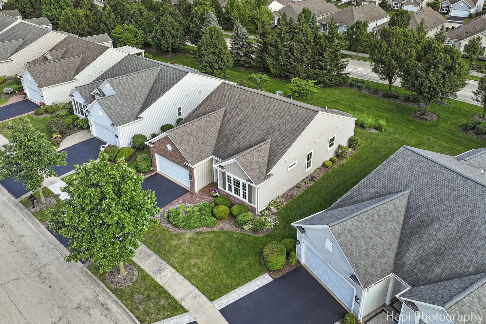 2942 Ravinia Circle, Mundelein, IL 60060