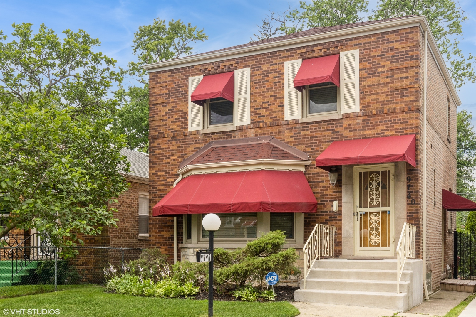 9740 S Ellis Avenue, Chicago, IL 60628