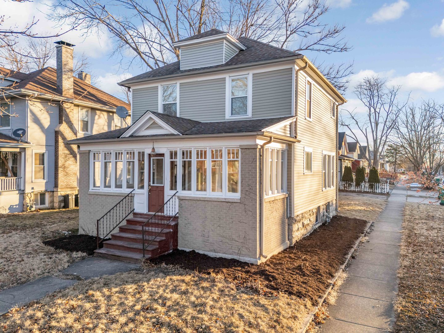 150 N Raynor Avenue, Joliet, IL 60435