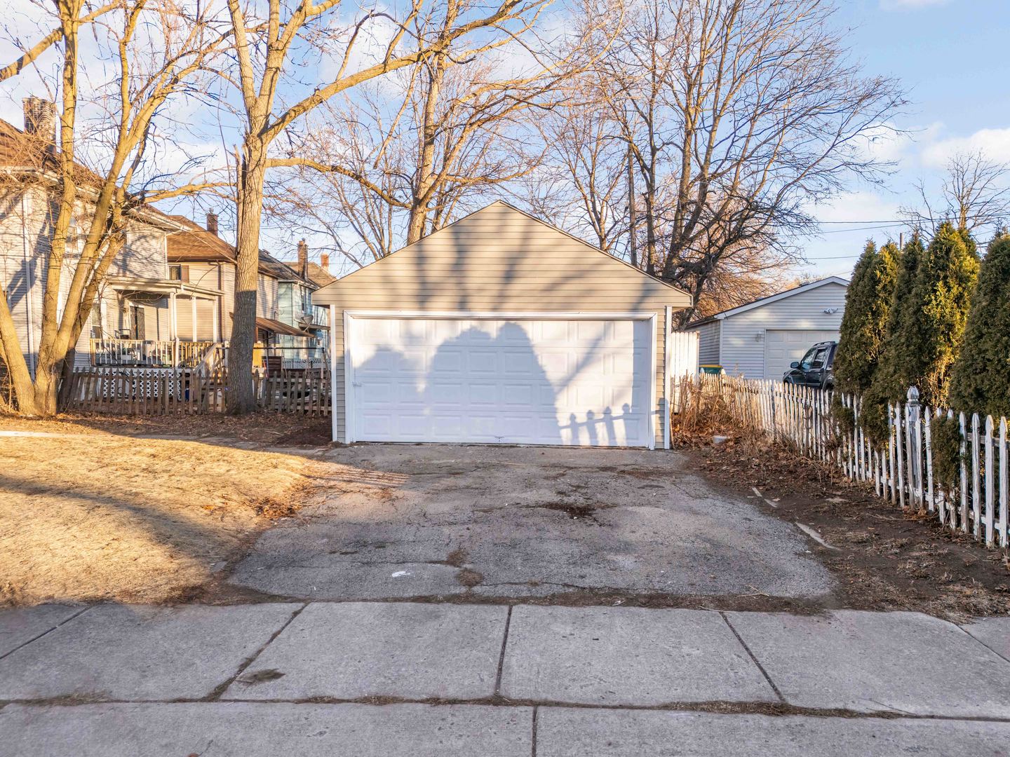 150 N Raynor Avenue, Joliet, IL 60435