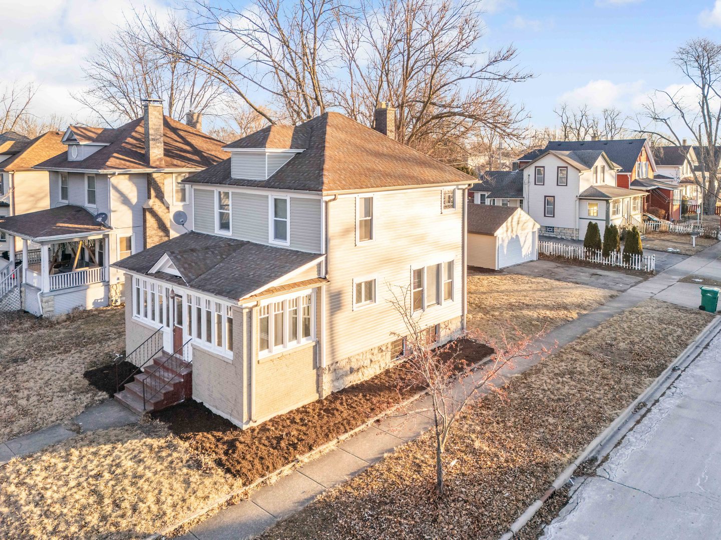 150 N Raynor Avenue, Joliet, IL 60435