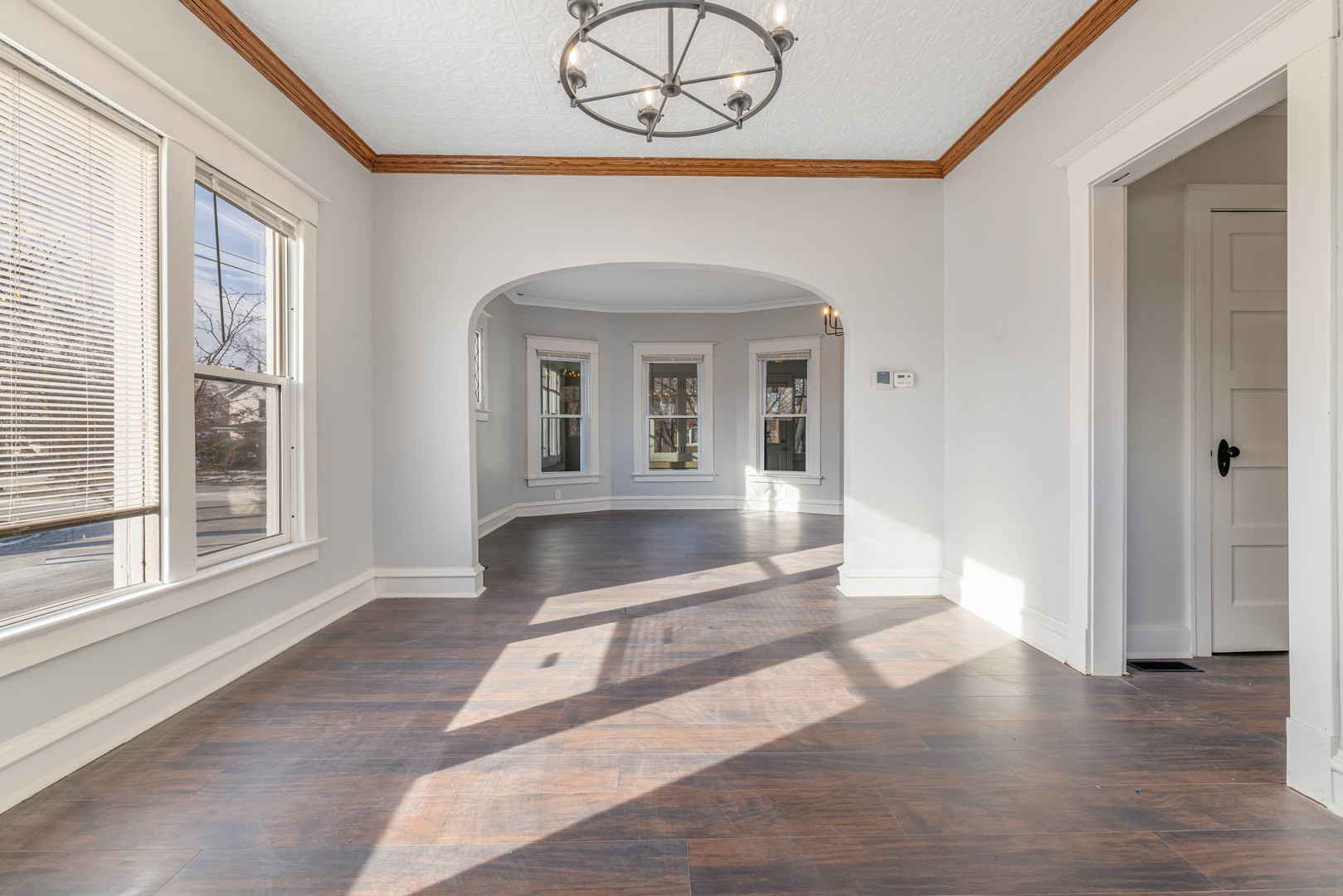 150 N Raynor Avenue, Joliet, IL 60435
