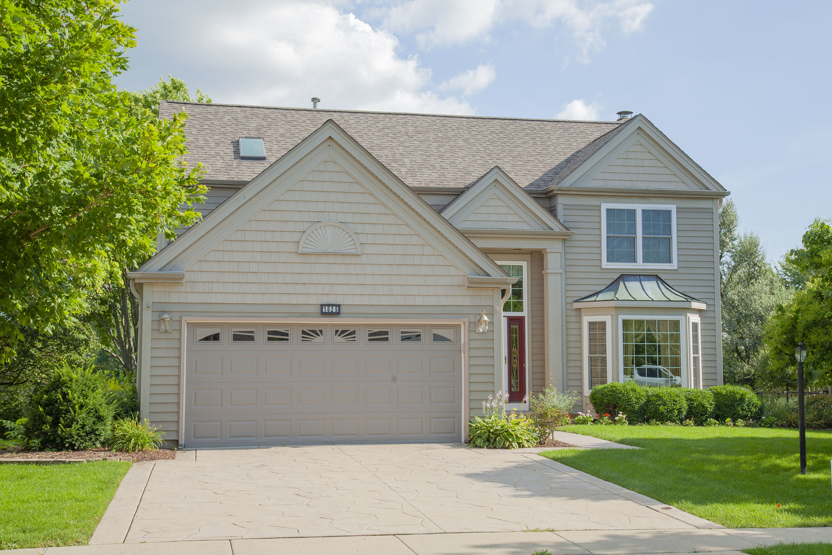1825 Gleneagle Circle, Elgin, IL 60123