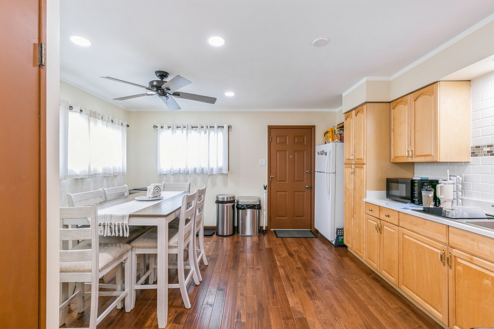 15246 S Millard Avenue, Midlothian, IL 60445