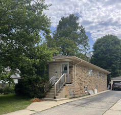 509 S Plum Grove Road, Palatine, IL 60067