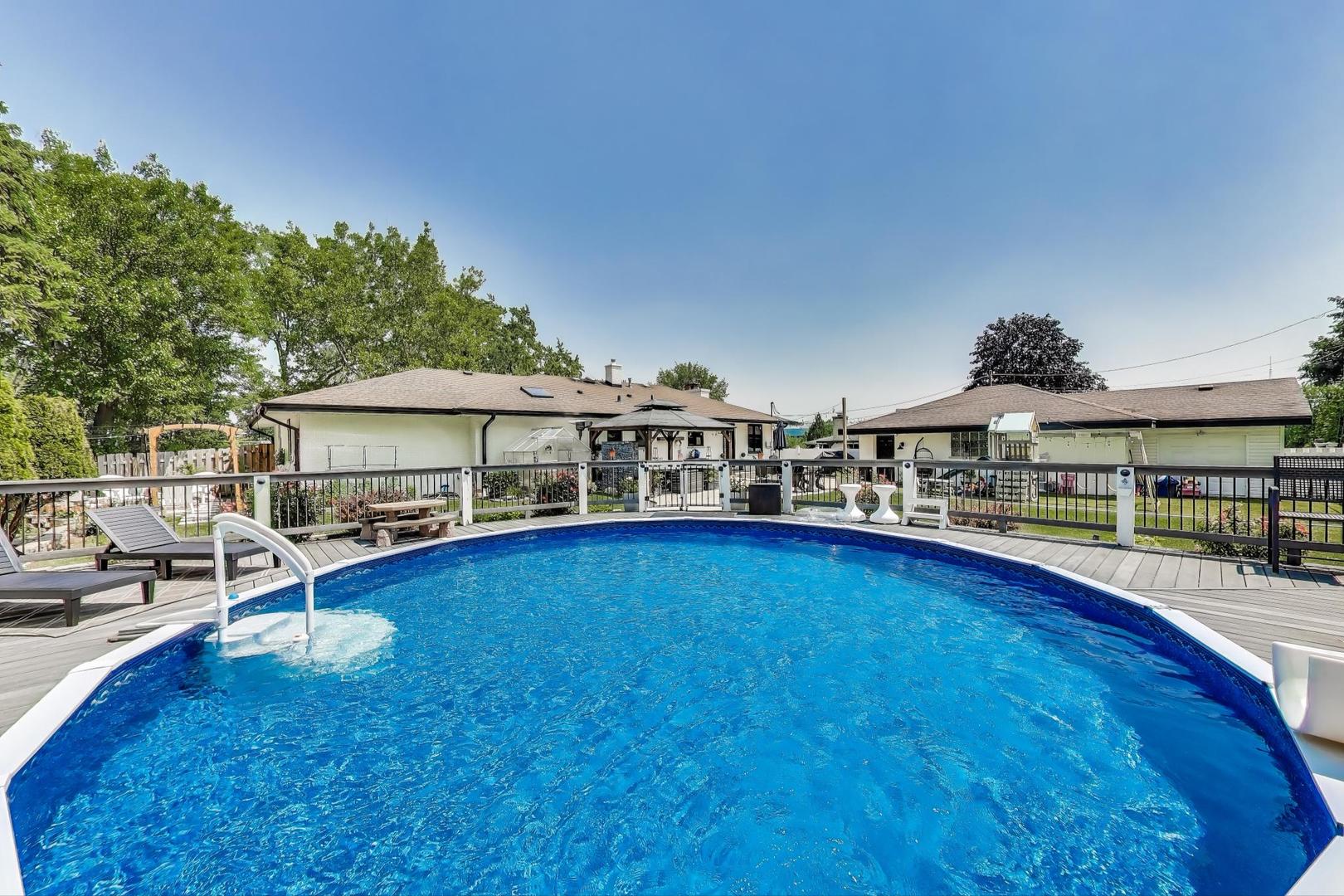 390 S Kenilworth Avenue, Glen Ellyn, IL 60137