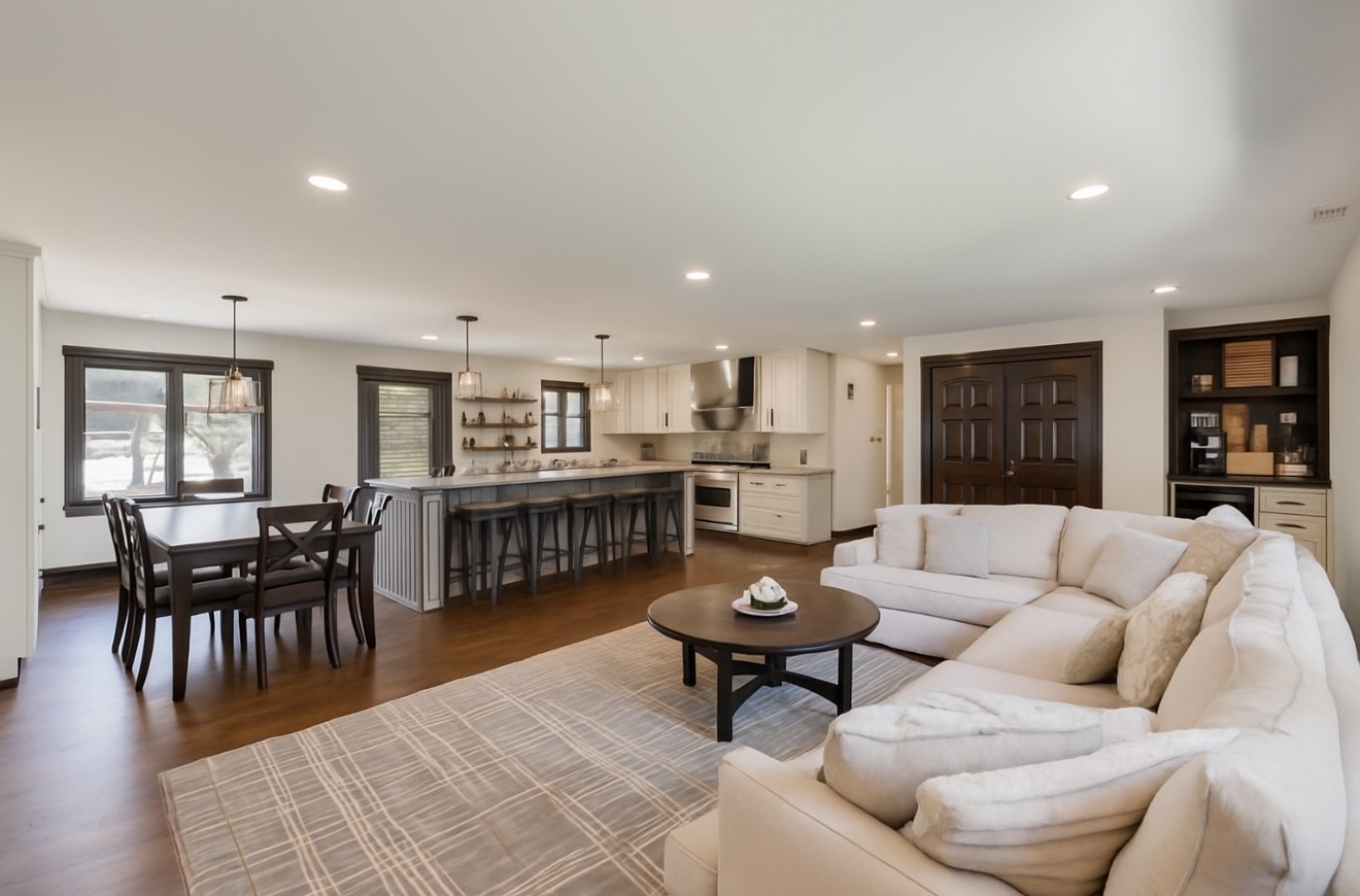 390 S Kenilworth Avenue, Glen Ellyn, IL 60137