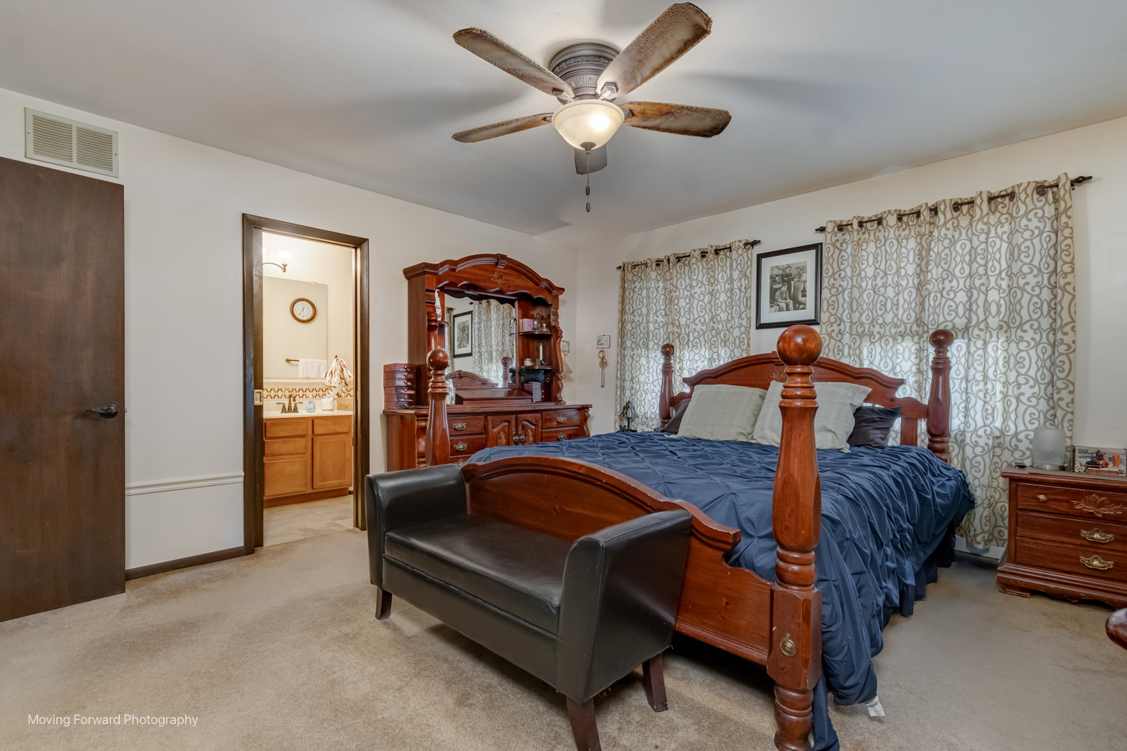 209 Campbell Drive, Bolingbrook, IL 60440