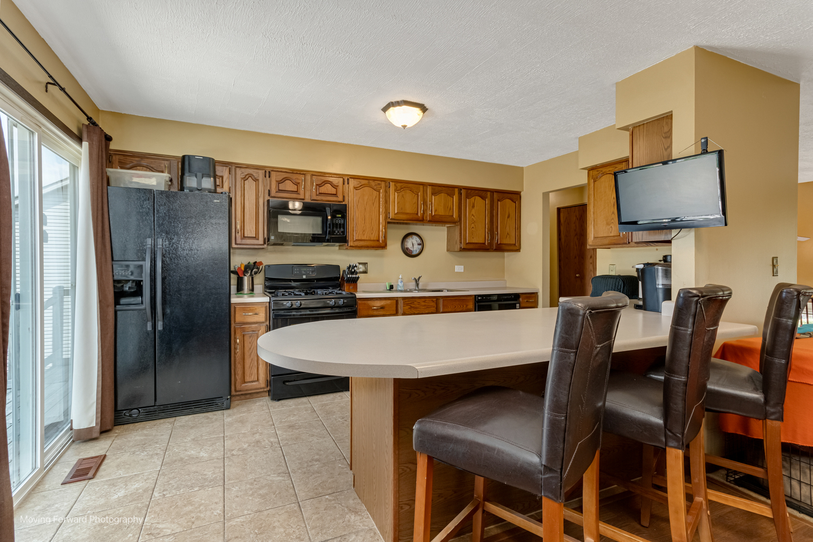 209 Campbell Drive, Bolingbrook, IL 60440