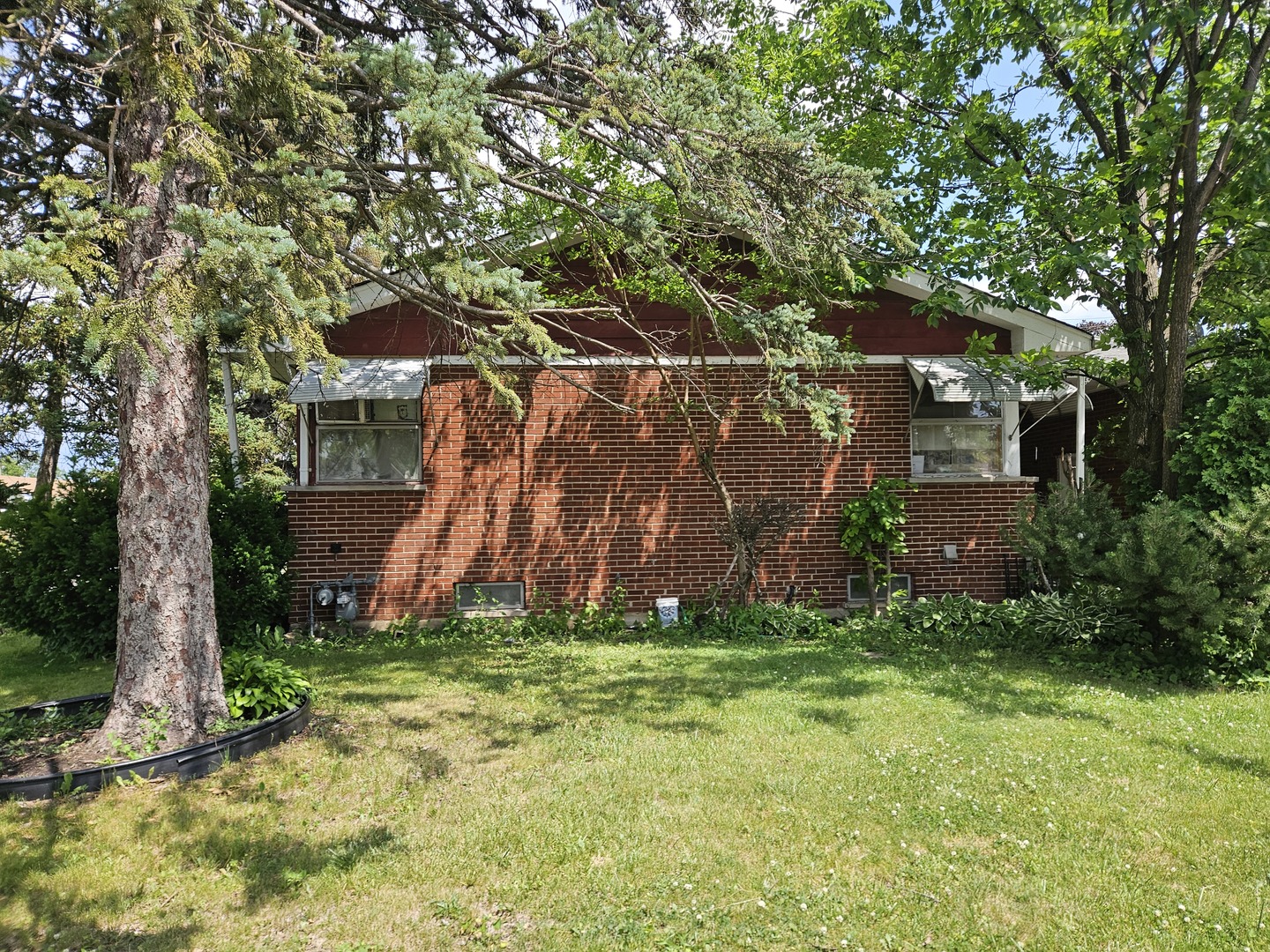 4938 W RANDOLPH Street, Hillside, IL 60162