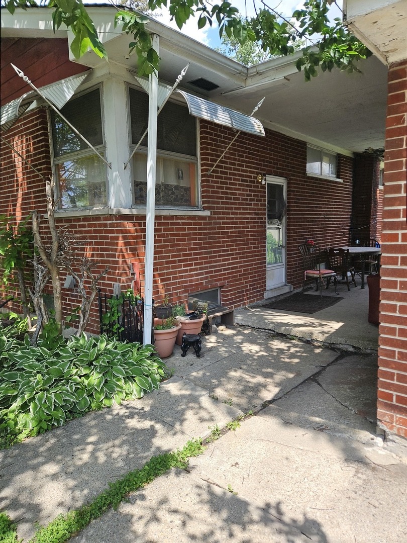 4938 W RANDOLPH Street, Hillside, IL 60162